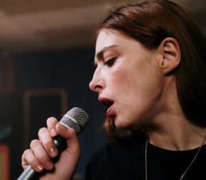 comment chanter aigu sans forcer