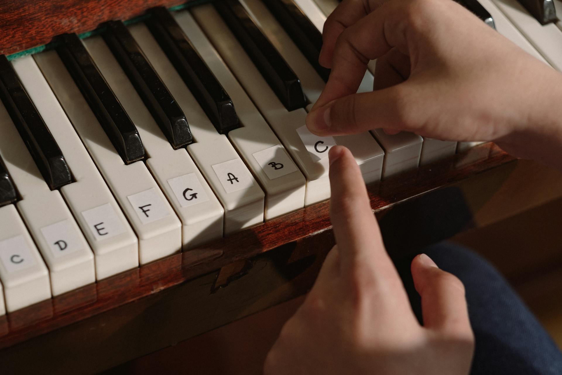 Top 3 des accessoires indispensables au pianiste